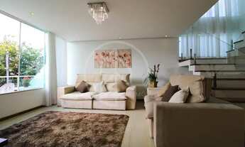 Imagem 7: Casa de condomínio para venda tem 330 metros quadrados com 4 quartos