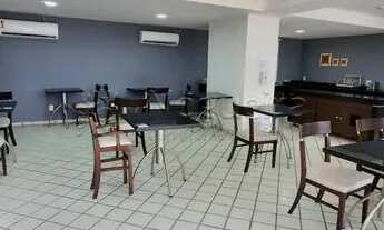 Imagem 6: Excelente Flat em hotel na Praia de Boa Viagem, com um quarto, sala, banheiro e cozinha