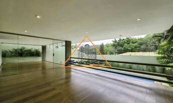 Imagem 4: Casa de 900m² com edícula para venda/locação com 5 suítes e 8 vagas no Morumbi