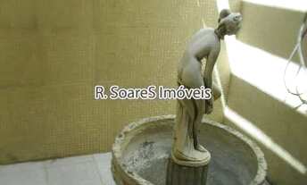 Imagem 2: COBERTURA LINEAR COM CINCO QUARTOS SENDO TRÊS SUÍTES, EM VILA VALQUEIRE, RUA DAS HORTÊNCIA