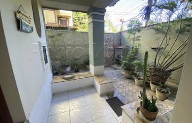 Imagem 2: Casa para venda com 350 metros quadrados com 8 quartos em Maracanã - Rio de Janeiro - RJ