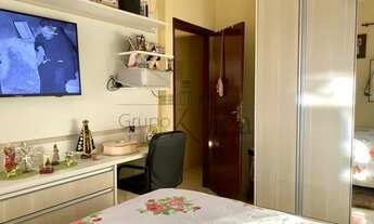 Imagem 3: Casa a Venda - Bosque dos Eucaliptos - 03 Dorms - 200m²