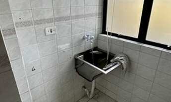 Imagem 3: Apartamento para aluguel possui 67 metros quadrados com 3 quartos em Novo Mundo - Curitiba