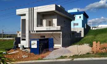 Imagem 4: Casa de condomínio sobrado para venda possui 251 metros quadrados com 3 quartos