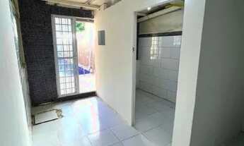 Imagem 3: Casa com 8 suítes + piscina em Candeias. Toda reformada! Para comércio