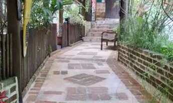 Imagem 5: Casa de condomínio para aluguel tem 150 metros quadrados com 4 quartos