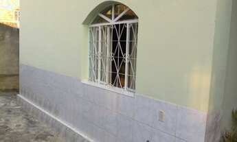 Imagem: Aluga casa grande de 3 quartos recém reformada