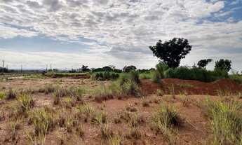 Imagem 7: Terreno em frente ao Florais da Mata!