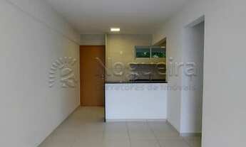 Imagem 4: Apartamento na avenida beira mar em Tamandaré, possui 57,10 m² de área útil