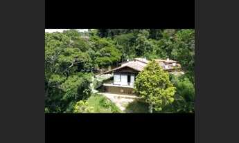 Imagem 2: Fazenda/Sítio/Chácara para aluguel e venda possui 700 metros quadrados com 6 quartos