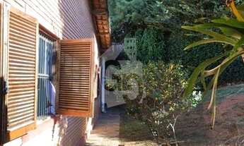 Imagem 5: Casa à Venda c/ 4 Dorms, 1 Suite, Edícula c/ 3 Cômodos, Quintal, Piscina, Churrasqueira