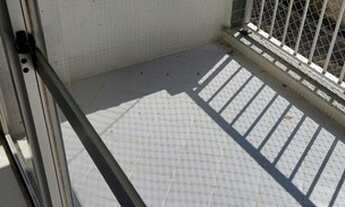 Imagem 6: 2 qts com varanda e suite possui 85 metros quadrados vaga de garagem . Portaria 25 horas N