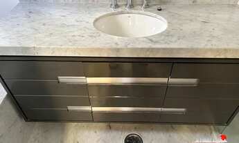 Imagem: 220m2, 3 dormitórios, uma suíte, 2 vaga!