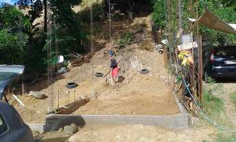 Imagem 6: Vendo lote com construção já iniciada