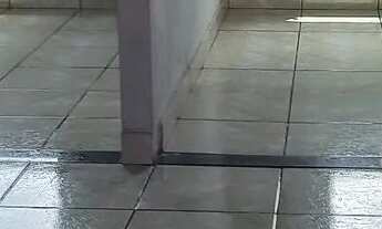 Imagem 3: Vende-se este sobradinho com 02,casas de aluguel no mesmo lote