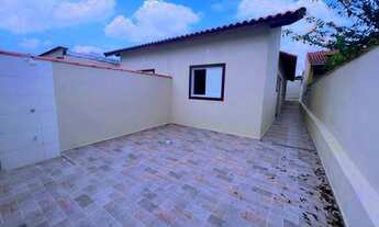 Imagem 2: CASA A 700 MTS DA PRAIA COM PISCINA Tupy - Itanhaém - SP