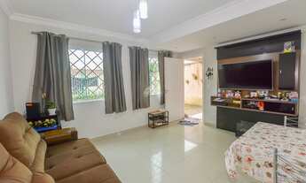 Imagem: SOBRADO DE FRENTE PARA A RUA, COM 03 DORMITÓRIOS