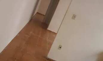Imagem 3: ALUGO CASA COM BARRACAO NO FUNDO