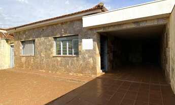 Imagem: Vende-se casa no centro