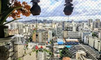 Imagem 3: Apartamento para venda possui 75 metros quadrados com 2 quartos em Tijuca - Rio de Janeiro