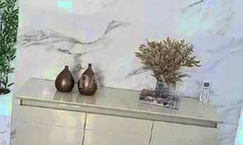 Imagem 4: Esse lindo e confortável sobrado espera por você e sua família!