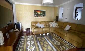 Imagem 2: Sobrado para venda possui 582 metros quadrados com 5 quartos em Mogi Moderno - Mogi das Cr