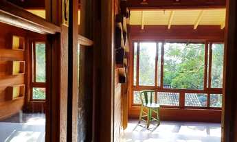 Imagem 2: Casa de três quartos Córrego Grande para aluguel anual