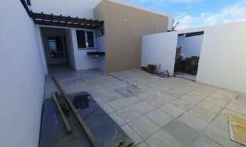 Imagem 2: Casa para venda possui 80 metros quadrados com 3 quartos em Santa Mônica - Salvador - Bahi