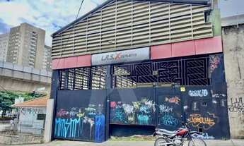 Imagem: Galpão comercial com 600m² ao lado do