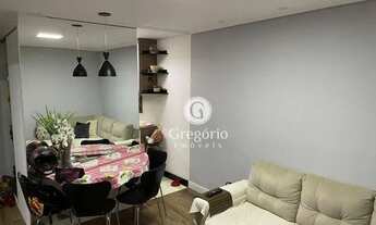 Imagem 3: Apartamento impecável com 02 dormitórios, repleto de armários e fino acabamento, condomíni