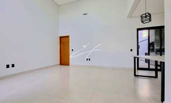 Imagem 4: Linda Casa Térrea com 3 Dormitórios, sendo 1 Suíte