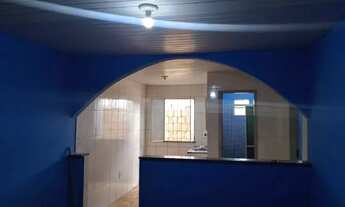 Imagem 2: Alugo ótimo Apto na rua principal do Lírio do Vale 2