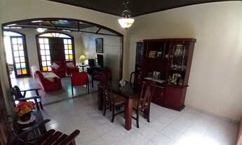 Imagem: Casa à venda com 210 M2, 3 quartos no