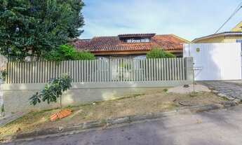 Imagem 2: Casa para venda com 4 quartos em Santa Cândida - Curitiba - PR