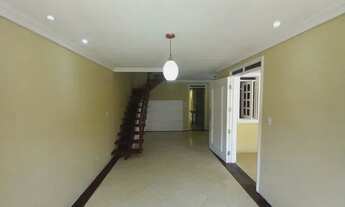 Imagem 6: Casa de condomínio para venda possui 160 metros quadrados com 4 quartos