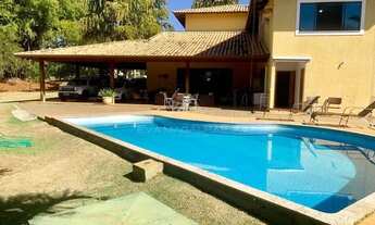 Imagem: Vende-se Casa 4 suítes sendo 1 master e