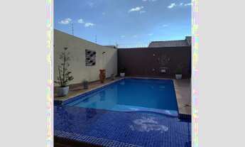 Imagem 1: Lindo sobrado em ótima localização