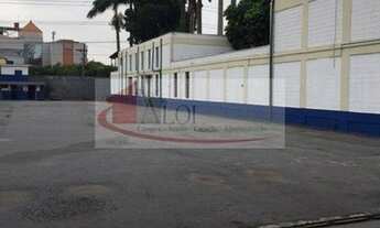 Imagem: Galpão em terreno de 6700 m² construção