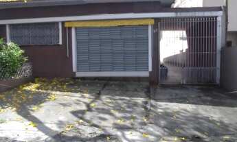 Imagem 2: Terreno de 408 m2 ( 10 x 40 ) com casa térrea de 250 m2 + edícula para incorporação ou loc