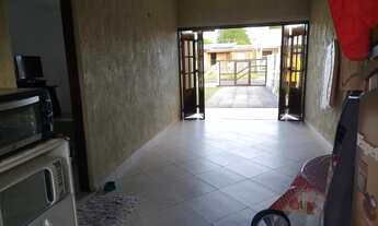 Imagem 4: Casa para venda possui 90 m2 de esquina frente mar