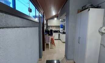 Imagem 6: Apartamento térreo com quintal de 2 quartos sendo uma suíte no condomínio Villaggio Mangui