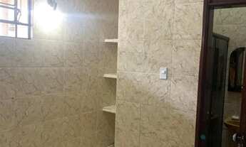 Imagem 3: Vendo casa em avenida