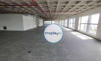 Imagem 5: Conjunto comercial com 310m² vão livre, com piso elevado e 09 vagas de garagem