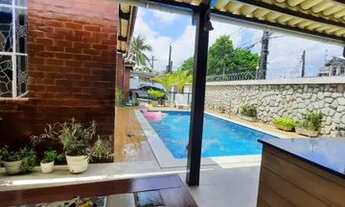 Imagem 2: Térrea para venda possui 450 metros quadrados com 4 quartos em Prado - Recife - PE