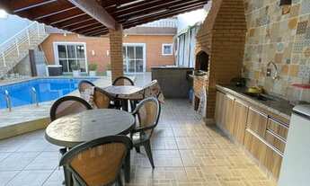 Imagem 7: Sobrado para venda possui 582 metros quadrados com 5 quartos em Mogi Moderno - Mogi das Cr