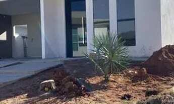 Imagem 4: Casa a venda no condominio Laguna