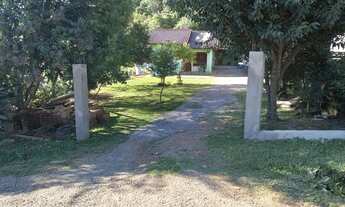 Imagem 1: Casa 2 dormitórios com amplo terreno