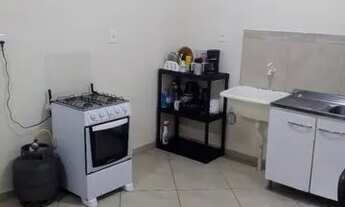 Imagem 4: Kitnet mobiliada ao lado da UFSC