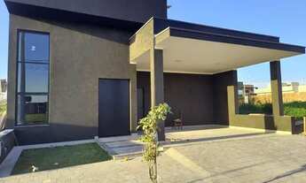 Imagem: Casa com piscina