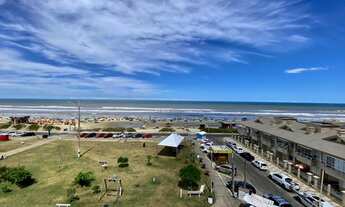 Imagem 2: Beira mar de Capão da Canoa, Sacada com churrasqueira, Vista Mar e Praça!